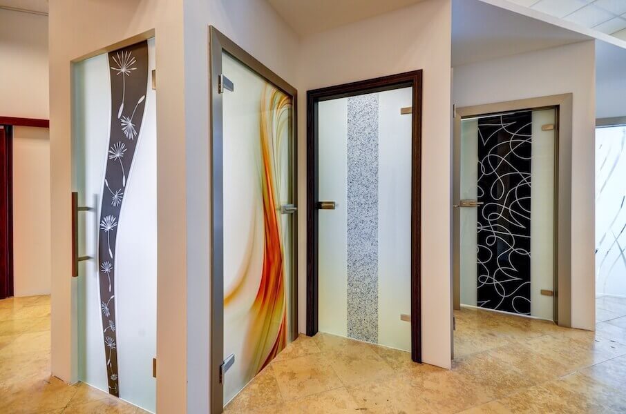 Interiérové štúdio Benedoor - Interiérové dvere, vchodové dvere, podlahy a zásteny zo skla